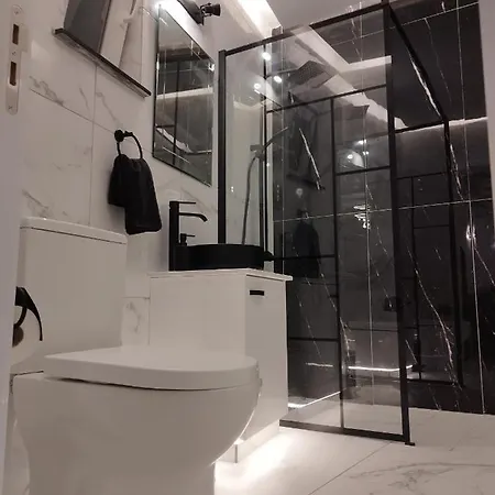 Studio In The Heart Of Larnaca Exterior photo