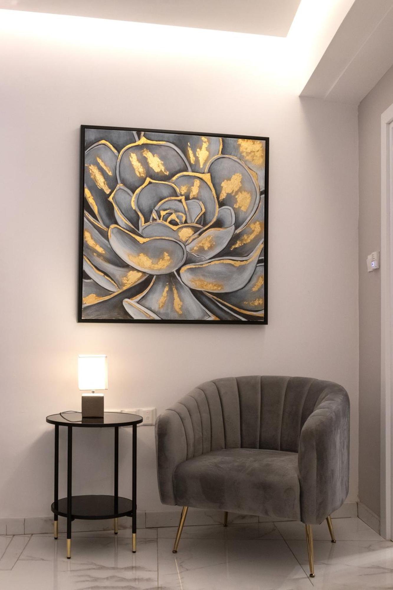 In The Heart Of Apartman *